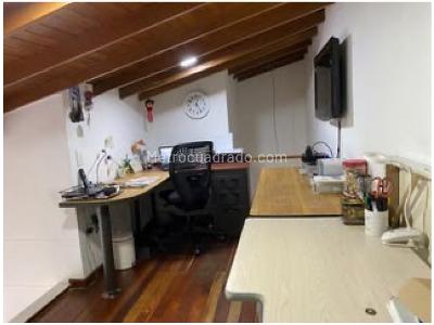 Apartamento de 3 alcobas en venta en Loma De San Julian, Medellín, 86 m² · foto 5 de 13