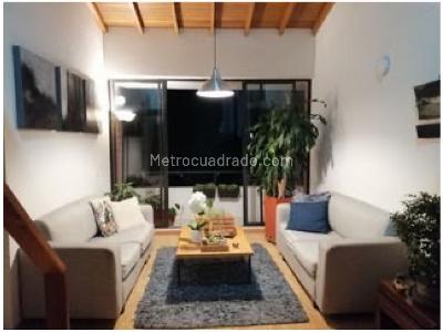 Apartamento de 3 alcobas en venta en Loma De San Julian, Medellín, 86 m² · foto 6 de 13