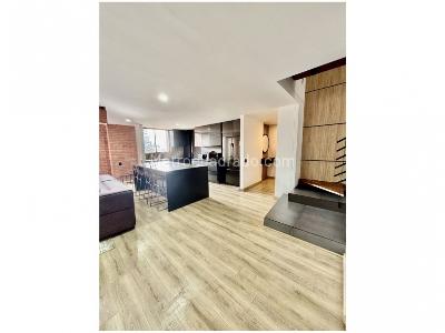 Apartamento de 2 alcobas en venta en Loma Del Tesoro, Medellín, 150 m² · foto 2 de 11