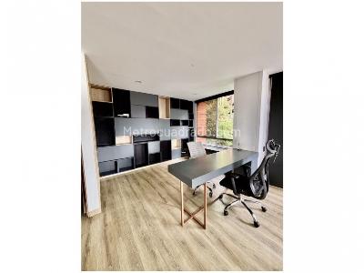 Apartamento de 2 alcobas en venta en Loma Del Tesoro, Medellín, 150 m² · foto 4 de 11