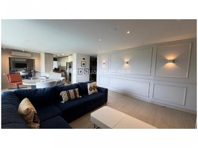 Apartamento de 3 alcobas en venta en Castropol, Medellín, 154 m² · foto 2 de 15