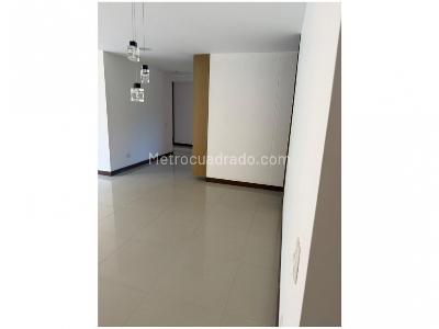 Apartamento de 3 alcobas en venta en Loma Del Esmeraldal, Envigado, 135 m² · foto 3 de 17