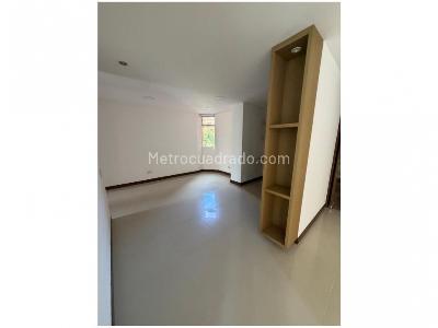 Apartamento de 3 alcobas en venta en Loma Del Esmeraldal, Envigado, 135 m² · foto 5 de 17