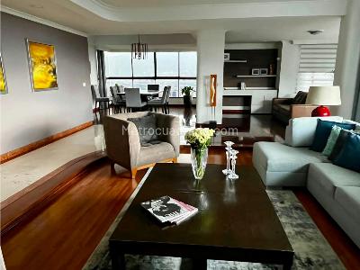 Apartamento de 4 alcobas en venta en Los Balsos, Medellín, 250 m² · foto 3 de 14