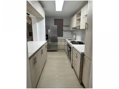 Casa de 3 alcobas en venta en Cumbres, Envigado, 179 m² · foto 4 de 20