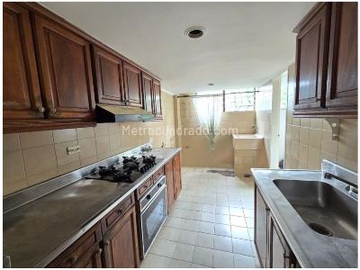 Apartamento de 3 alcobas en venta en Milla De Oro, Medellín, 118 m² · foto 9 de 10