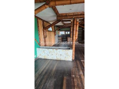 Casa de 5 alcobas en venta en Santa Elena, Medellín · foto 6 de 20