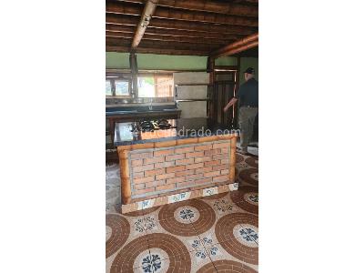 Casa de 5 alcobas en venta en Santa Elena, Medellín · foto 8 de 20