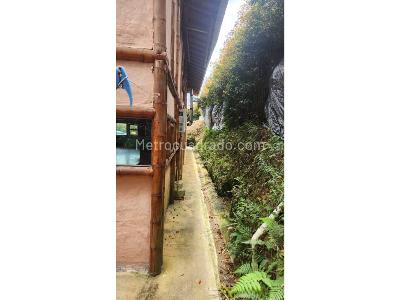 Casa de 5 alcobas en venta en Santa Elena, Medellín · foto 15 de 20