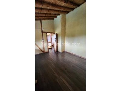 Casa de 5 alcobas en venta en Santa Elena, Medellín · foto 17 de 20