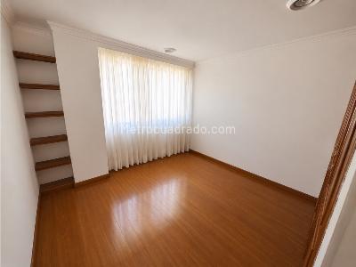 Apartamento de 3 alcobas en venta en Chico, Bogotá, 185 m² · foto 9 de 19