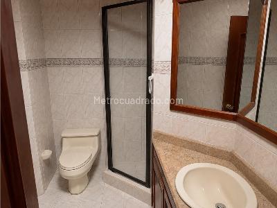 Apartamento de 3 alcobas en venta en Chico, Bogotá, 185 m² · foto 19 de 19