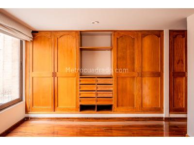 Apartamento de 3 alcobas en venta en Chico Navarra, Bogotá, 103 m² · foto 10 de 20