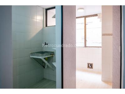 Apartamento de 3 alcobas en venta en Chico Navarra, Bogotá, 103 m² · foto 12 de 20