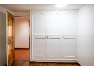 Apartamento de 3 alcobas en venta en Chico Navarra, Bogotá, 103 m² · foto 17 de 20