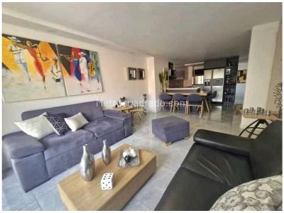 Apartamento de 3 alcobas en venta en El Nogal, Medellín, 110 m² · foto 1 de 20