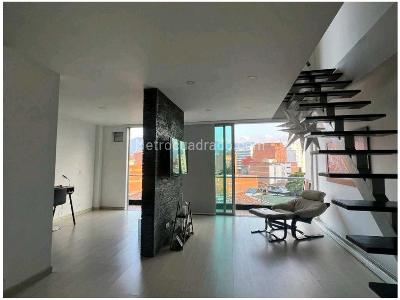 Apartamento de 2 alcobas en venta en Laureles, Medellín, 128 m² · foto 3 de 15