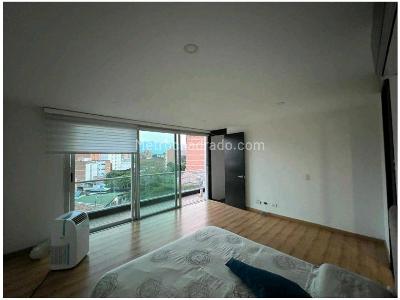 Apartamento de 2 alcobas en venta en Laureles, Medellín, 128 m² · foto 7 de 15