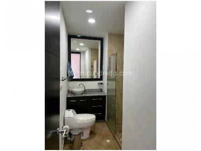 Apartamento de 2 alcobas en venta en Laureles, Medellín, 128 m² · foto 10 de 15