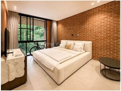 Apartamento de 2 alcobas en venta en El Tesoro, Medellín, 263 m² · foto 16 de 19