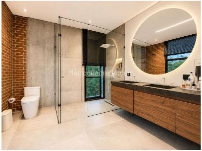 Apartamento de 2 alcobas en venta en El Tesoro, Medellín, 263 m² · foto 17 de 19