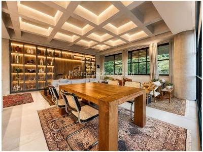 Apartamento de 2 alcobas en venta en El Tesoro, Medellín, 263 m² · foto 19 de 19