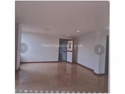 Apartamento de 2 alcobas en venta en El Poblado, Medellín, 160 m² · foto 10 de 14