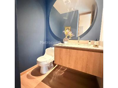 Apartamento de 3 alcobas en venta en El Poblado, Medellín, 160 m² · foto 15 de 16