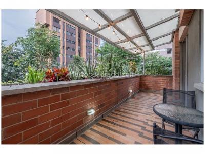 Apartamento de 2 alcobas en venta en El Poblado, Medellín, 80 m² · foto 12 de 20