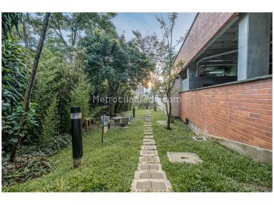 Apartamento de 2 alcobas en venta en El Poblado, Medellín, 80 m² · foto 17 de 20