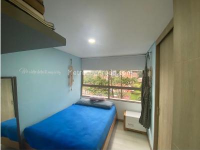 Apartamento de 3 alcobas en venta en Loma Del Esmeraldal, Envigado, 89 m² · foto 8 de 12
