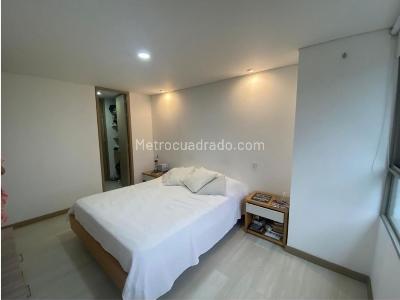 Apartamento de 3 alcobas en venta en Loma Del Esmeraldal, Envigado, 89 m² · foto 10 de 12