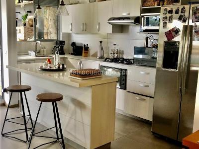 Apartamento de 2 alcobas en venta en Loma Del Esmeraldal, Envigado, 93 m² · foto 5 de 13