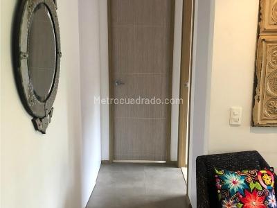 Apartamento de 2 alcobas en venta en Loma Del Esmeraldal, Envigado, 93 m² · foto 8 de 13