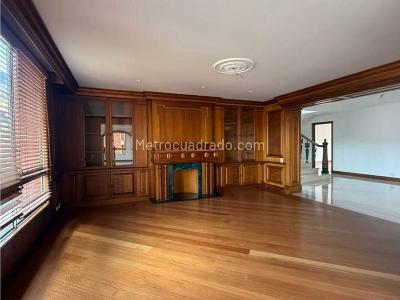 Apartamento de 4 alcobas en venta en El Poblado, Medellín, 655 m² · foto 4 de 14