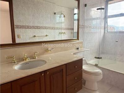 Apartamento de 4 alcobas en venta en El Poblado, Medellín, 655 m² · foto 5 de 14