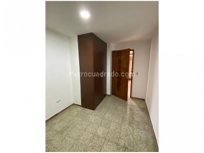 Apartamento de 4 alcobas en venta en Laureles, Medellín, 153 m² · foto 8 de 20
