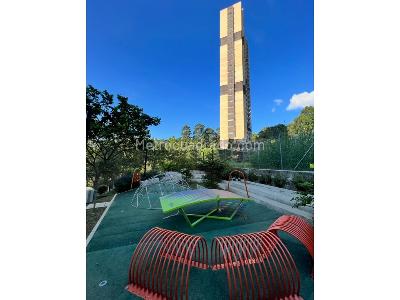 Apartamento de 3 alcobas en venta en El Poblado, Medellín, 217 m² · foto 5 de 20