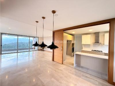 Apartamento de 3 alcobas en venta en El Poblado, Medellín, 217 m² · foto 14 de 20