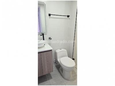 Apartamento de 3 alcobas en venta en Laureles, Medellín, 92 m² · foto 13 de 17