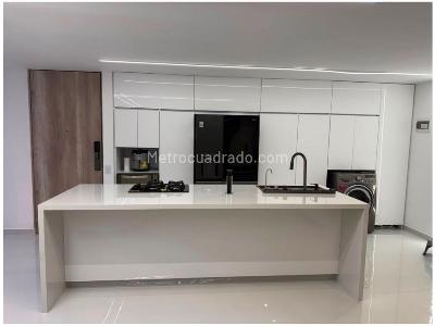 Apartamento de 3 alcobas en venta en Cuiudad Del Rio, Medellín, 119 m² · foto 6 de 19