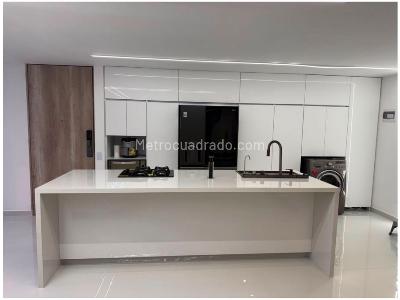 Apartamento de 3 alcobas en venta en Cuiudad Del Rio, Medellín, 119 m² · foto 9 de 19