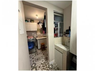Casa de 3 alcobas en venta en Benedictinos, Envigado, 217 m² · foto 9 de 20