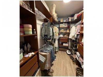 Casa de 3 alcobas en venta en Benedictinos, Envigado, 217 m² · foto 19 de 20