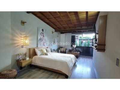 Casa de 3 alcobas en venta en La Abadia, Envigado, 197 m² · foto 3 de 9