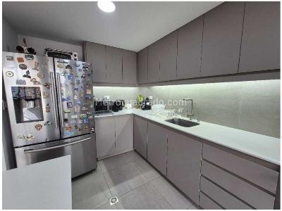 Apartamento de 3 alcobas en venta en El Tesoro, Medellín, 170 m² · foto 3 de 18