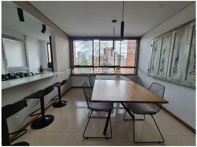 Apartamento de 3 alcobas en venta en El Tesoro, Medellín, 170 m² · foto 7 de 18