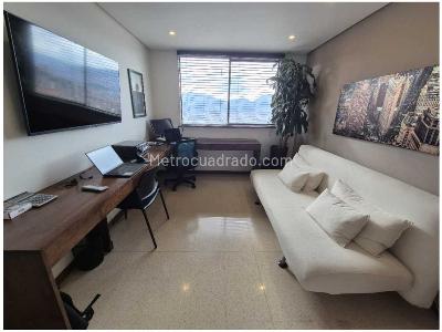 Apartamento de 3 alcobas en venta en El Tesoro, Medellín, 170 m² · foto 10 de 18