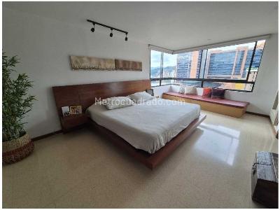 Apartamento de 3 alcobas en venta en El Tesoro, Medellín, 170 m² · foto 12 de 18
