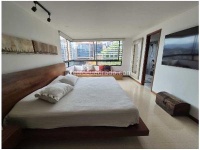 Apartamento de 3 alcobas en venta en El Tesoro, Medellín, 170 m² · foto 13 de 18